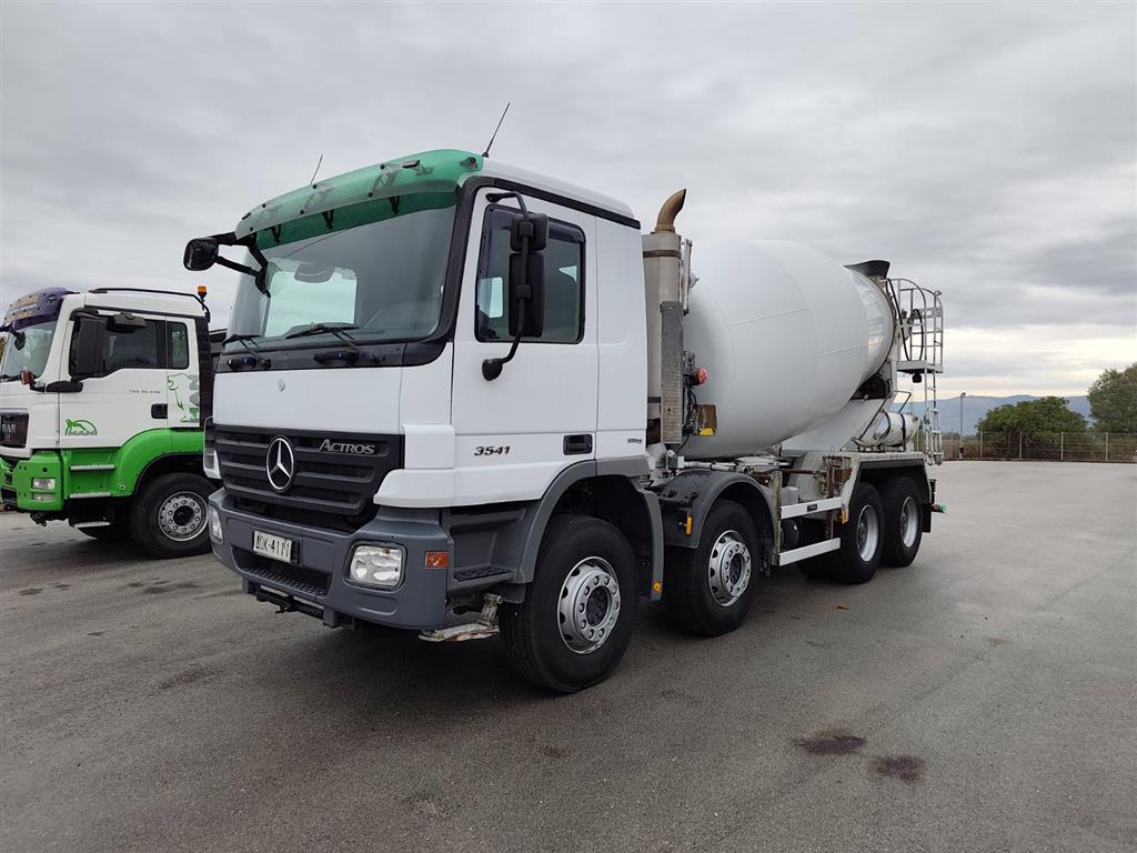 (SN: 2930) Cement Mixer, Mercedes-Benz ACTROS 35.41 CARRENA 10 M3
